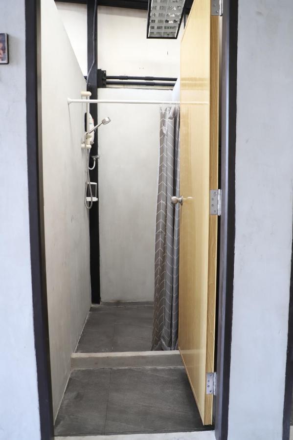 The Cube Hostel Khaosan Bangkok Exterior foto