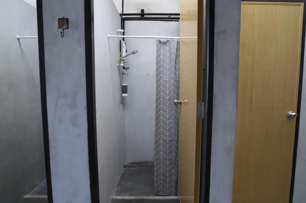The Cube Hostel Khaosan Bangkok Exterior foto