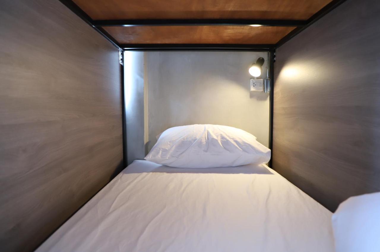 The Cube Hostel Khaosan Bangkok Exterior foto